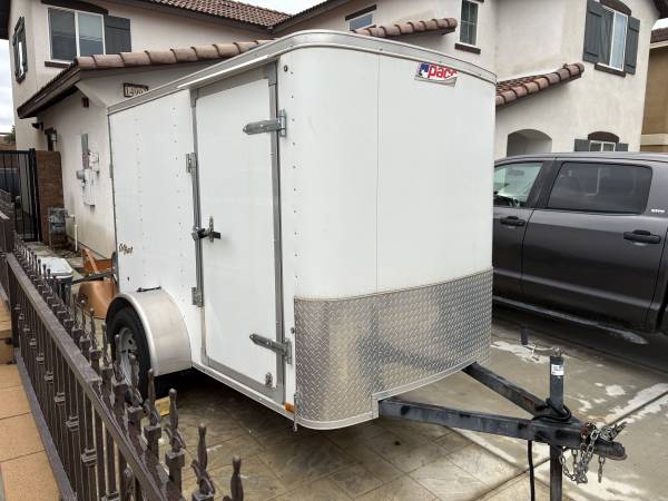 Pool tile cleaning equipment (Rancho Cucamonga)