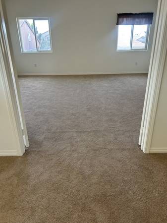 [$1,400 / 1br - Rento habitación principal en casa (Lancaster)]