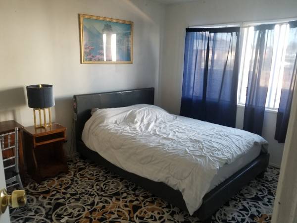 $700 Room for rent (Lancaster)