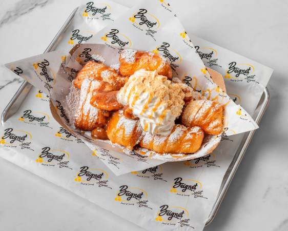 Join the Beignet Squad!  NOW HIRING – Hourly team members (West Covina)