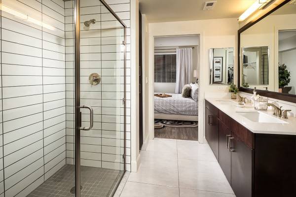 $3,800 / 2br - 1094ft² - Featuring Bike Storage and Spacious Kitchen Islands (3330 East Foothill Boulevard, Pasadena, CA)
