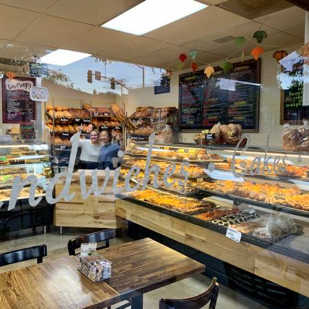 Full-time pastry chef / Assistant (Northern Glendale / Montrose area) (Glendale)