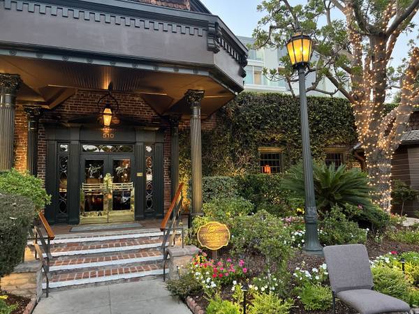 In-Person Host, Runner and Bartender Interviews on 3/31/26 (Pasadena)