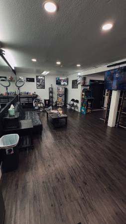 Tattoo Artist/Barber/ Eye Brow tech Wanted (Montclair Ca)
