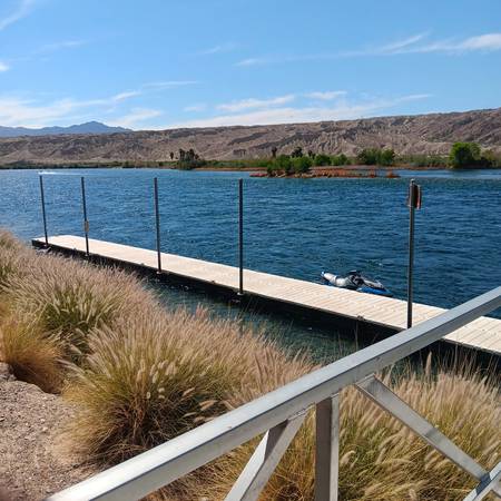 $1,600 / 2br - 880ft2 - Riverfront 2b/1b condo Bullhead Arizona (Victorville)