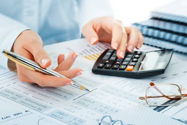 Accounting and Payroll Coordinator (Palm Springs)