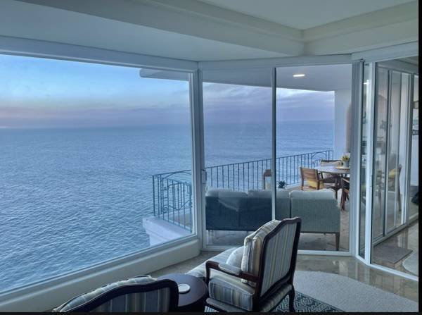 Breathtaking, Affordable Oceanfront Condo in Rosarito Vacation Getaway (Rosarito)