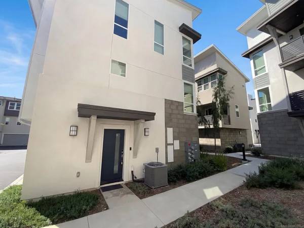 3br - 1609ft2 - Cozy 3 Beds, 2 Baths in San Diego