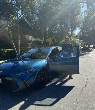 I need a ride from Pasadena to LAX Bob Hope BUR Santa Monica Airport (Pasadena)