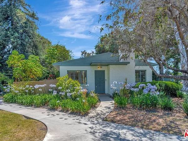 $2,695 / 2br - Convenient designated parking, Concrete Tile Floors, 2/BD (605 S Pacific Ave, San Pedro, CA)