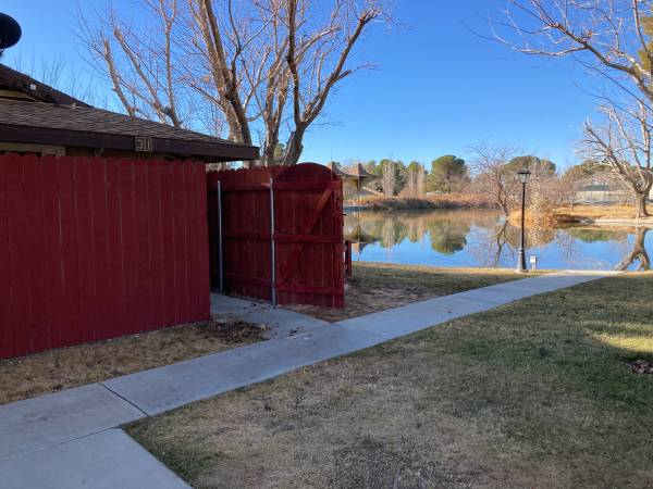 $1,100 / 1br - 677ft2 - OPEN HOUSE Sat March 14 from 2-4 1+1 For Rent California City LAKE VIE (California City)