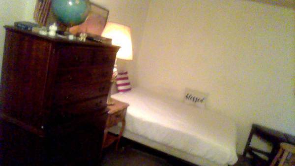 [$285 / 1br - Large Furnished Room/Small Deposit/weekly biweekly and daily (SFV)]