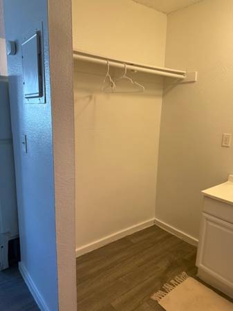 [1br - 350ft2 - Below Market Price! Awesome value! GREAT Location! (Fremont)]