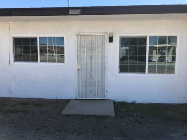 $1200.00 / 3br - High Desert Living