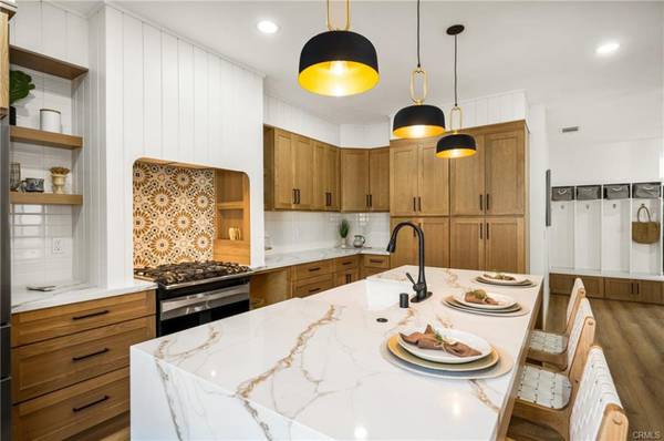 Kitchen Remodel | Modern Designs | Licensed & Insured | EWC Services (Valley Glen)