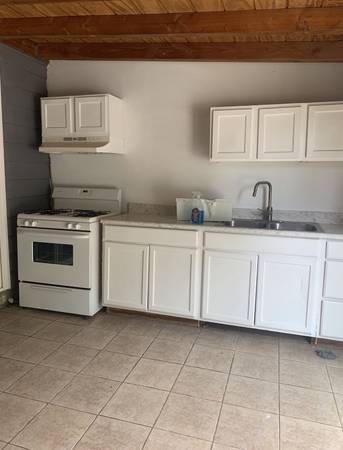 [$1,250 / 1br - Se Renta Espacio Entrada Propia]