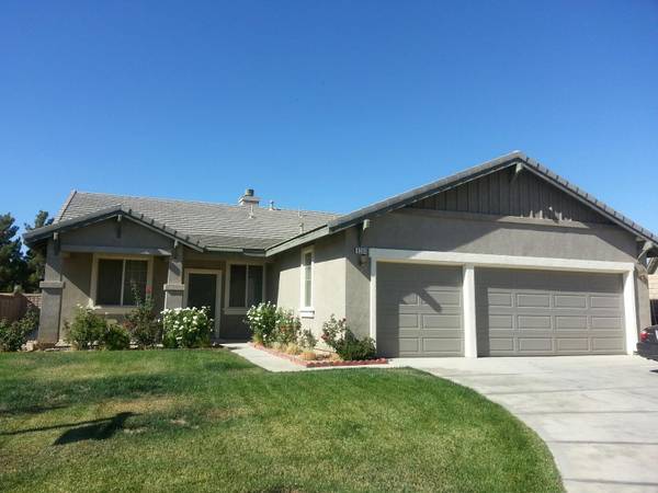 $720 / 120ft2 - Awesome West Lancaster Home - Room for Rent (Lancaster)