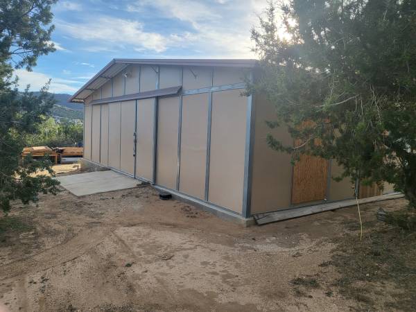 $3,500 / 2000ft2 - Horse Property & Barn available (Santa clarita)
