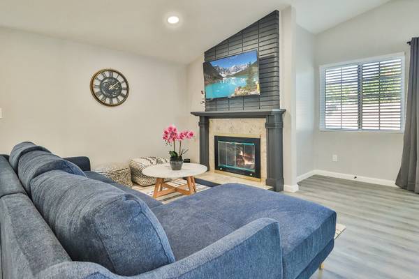$8,500 / 4br - House For Rent at 6564 Kelvin Avenue, Winnetka, CA