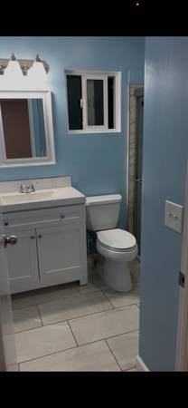 $1,300 / 1br - Estudio en Renta (Lancaster)