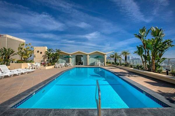 Now Hiring: Leasing Agent! (Los Angeles - Koreatown)