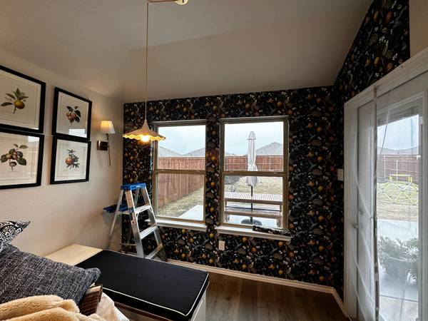 [-10% OFF WALLPAPER INSTALLATION, MURAL HANGING, WALLPAPER REMOVAL (Serving the entire LA County. Available on Weekends)]
