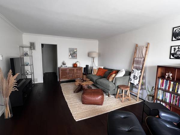 $1,600 / 2br - 1000ft2 - 6+ Month Sublease - Private Room w/ Ensuite Bath (Los Feliz)