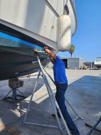 Hawkeye marine repair (Sandiego)