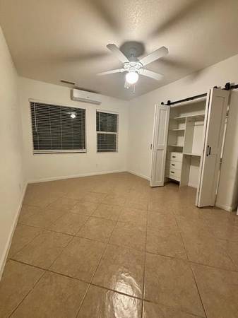 $1,450 / 500ft2 - Spacious 1-Bedroom Unit – Move-In Ready | In-Unit Laundry (3033 San Miguel Dr)