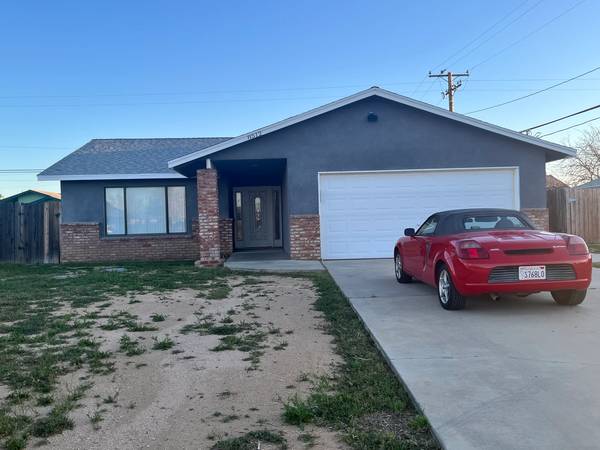 $1900.00 / 3br - 1502ft2 - Lovely 3/2 Home in Cal City $1900