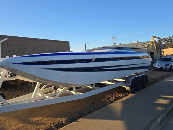 Boat and RV Repairs - Fiberglass & Gel Coat Repair and Restoration (Beaumont)